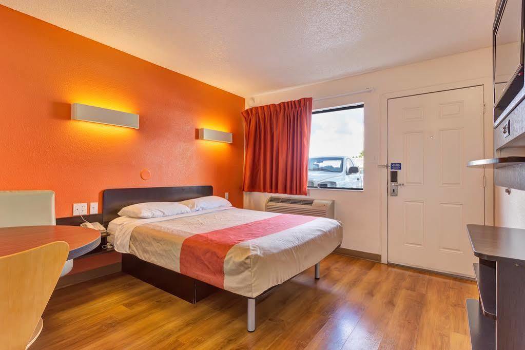 Park Inn By Radisson, Santa Rosa South Εξωτερικό φωτογραφία